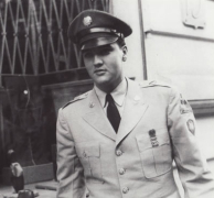 Elvis in Paris